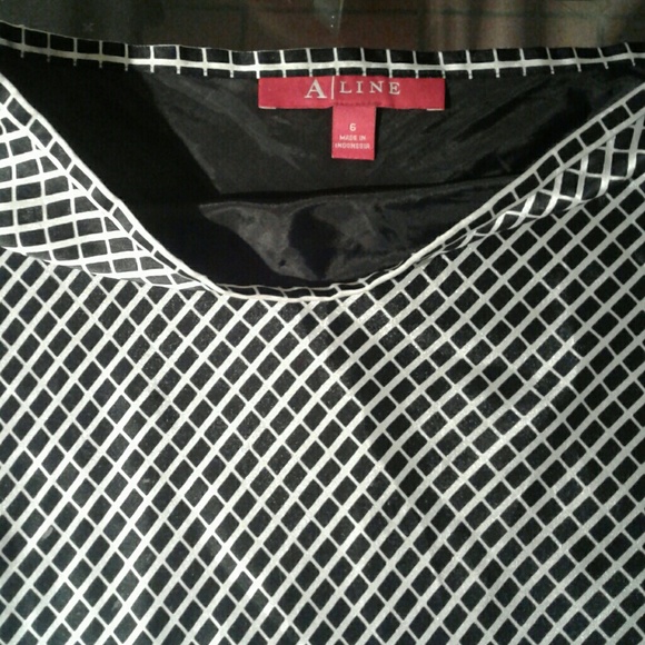 4/$13 A | Line skirt - Picture 2 of 5